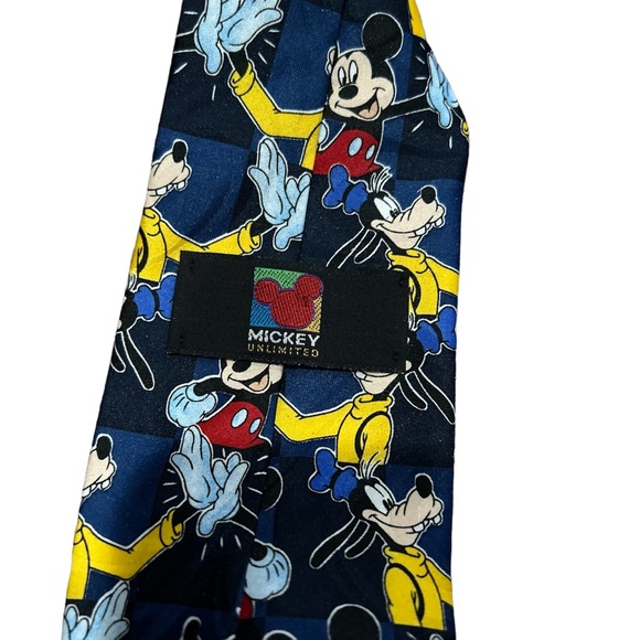 Mickey Unlimited Tie Vintage Disney Blue with Mickey & Goofy High Five - Picture 6 of 7